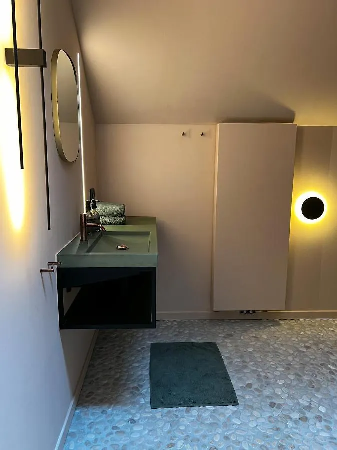 Bloemendale Guesthouse Brugge 0*,  België
